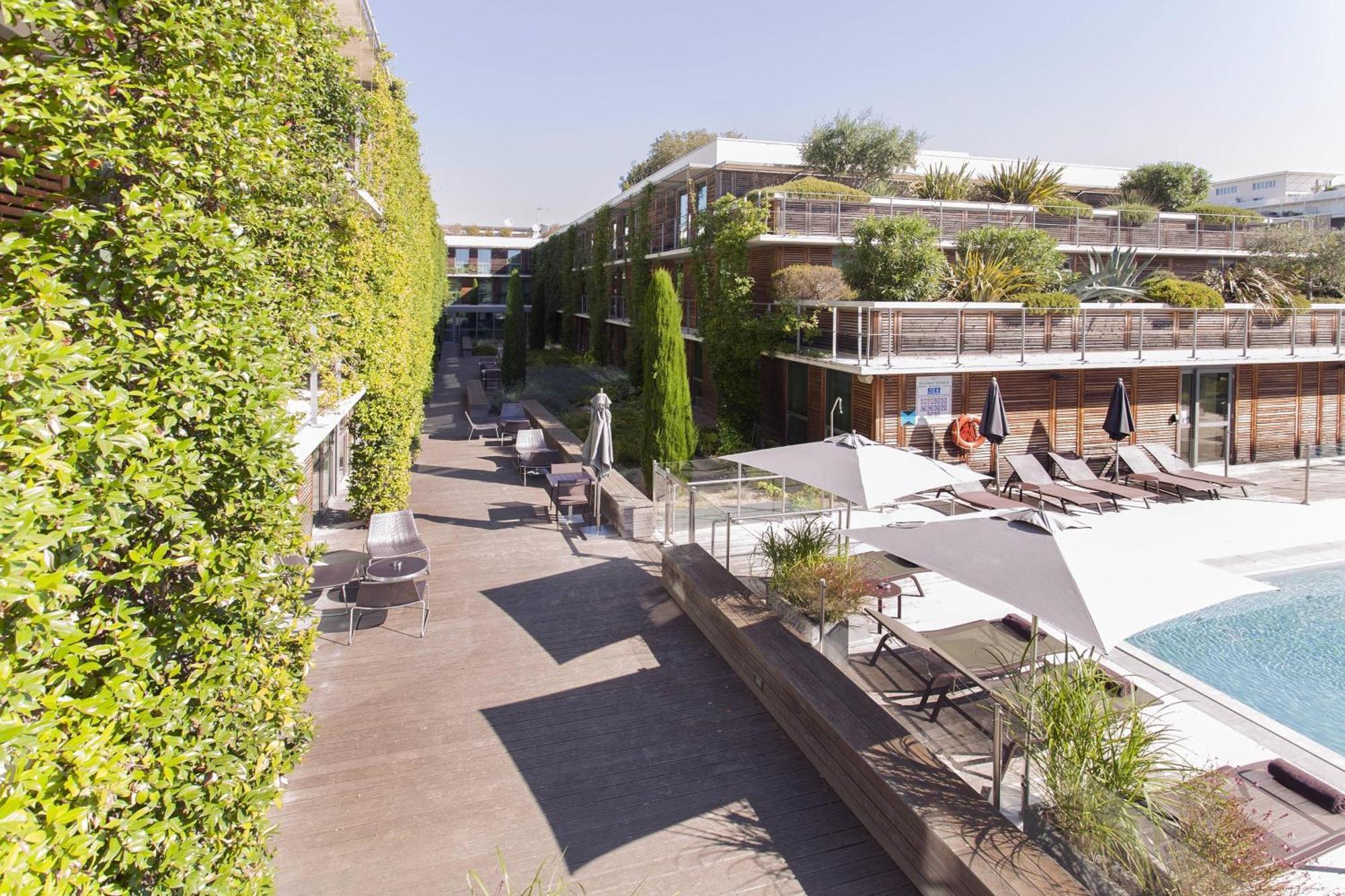 Courtyard By Marriott Montpellier Hotel Bagian luar foto