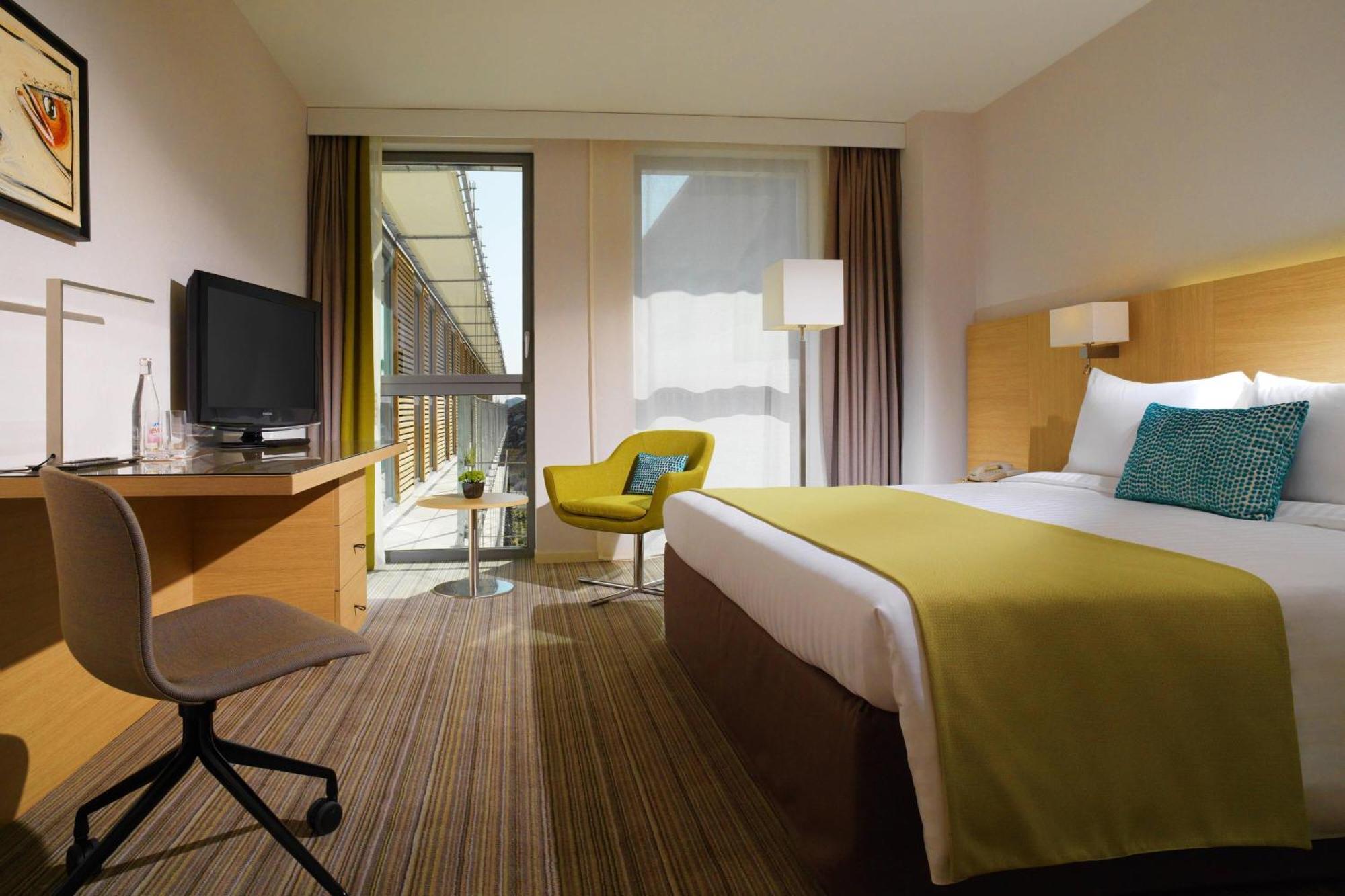 Courtyard By Marriott Montpellier Hotel Bagian luar foto