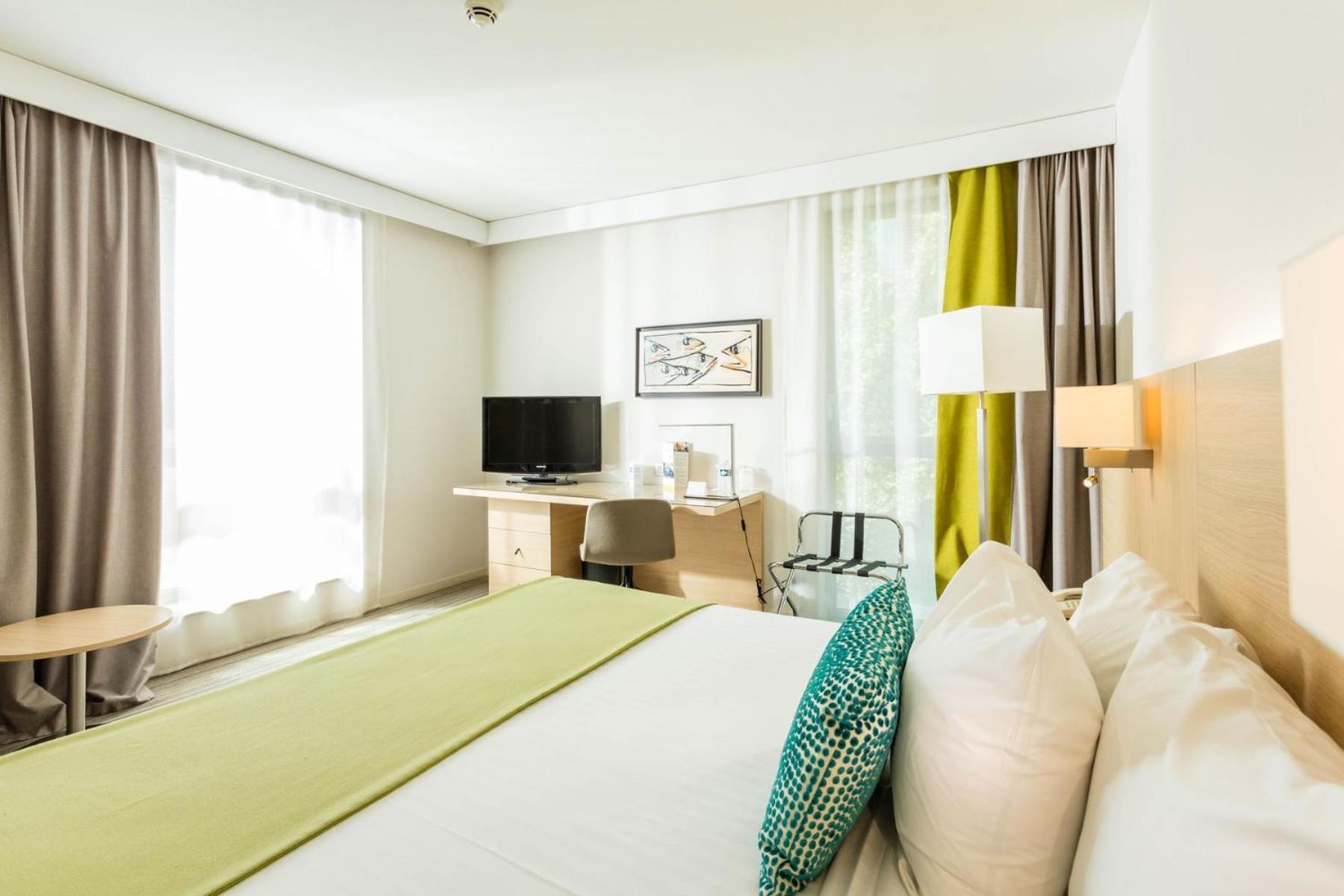 Courtyard By Marriott Montpellier Hotel Bagian luar foto