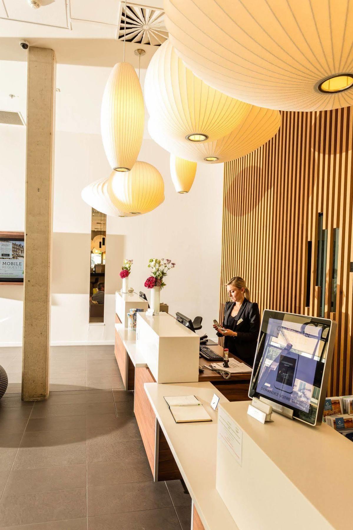 Courtyard By Marriott Montpellier Hotel Bagian luar foto